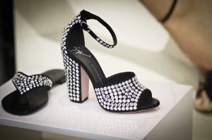 Pictures of black and white - Giuseppe Zanotti shop window.jpg